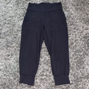 Lululemon align high-rise jogger crop